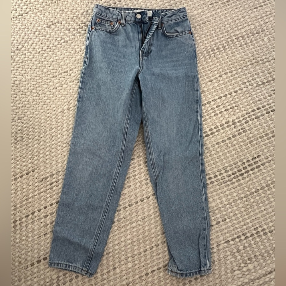 Light Wash Vintage Mom Jeans
